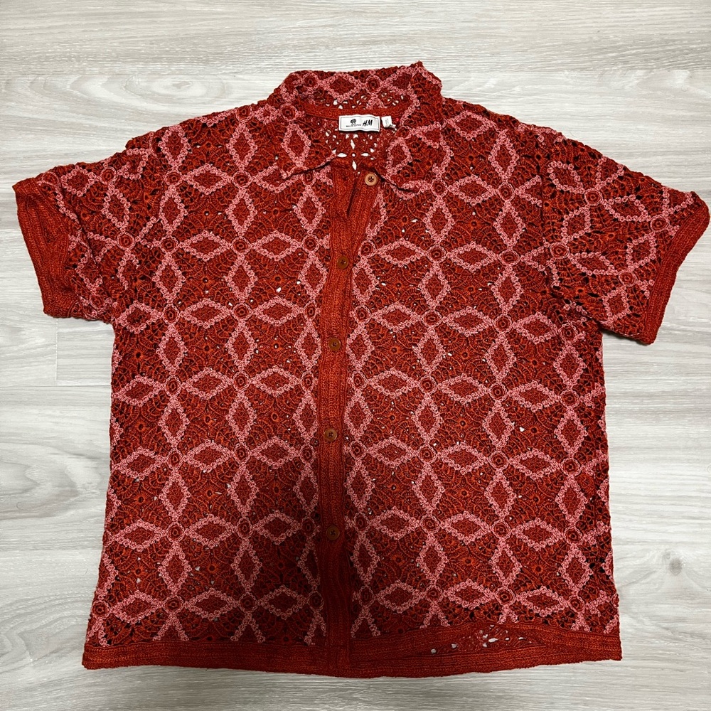 H&M x The White Lotus Button Down Tee